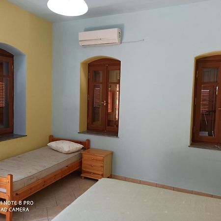 Giannis Apartments By Climbing House Panormos  Екстериор снимка